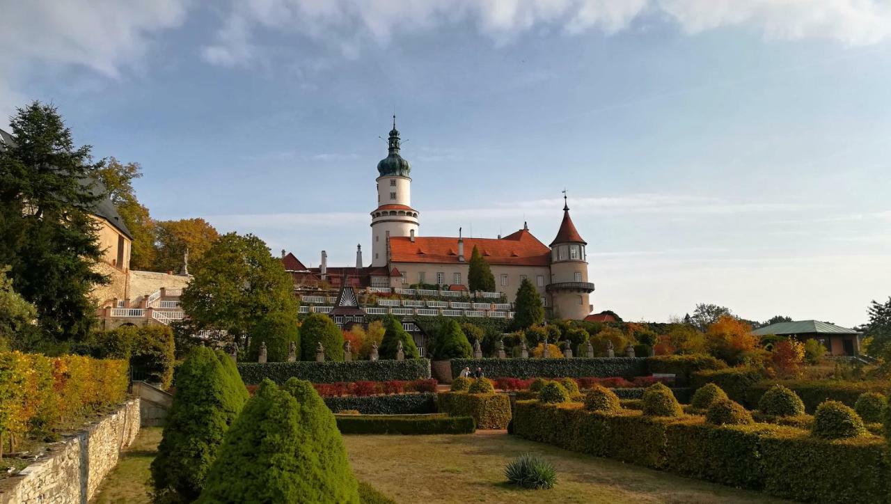 Zámek Nové Město nad Metují Nove Mesto nad Metuji Exterior foto